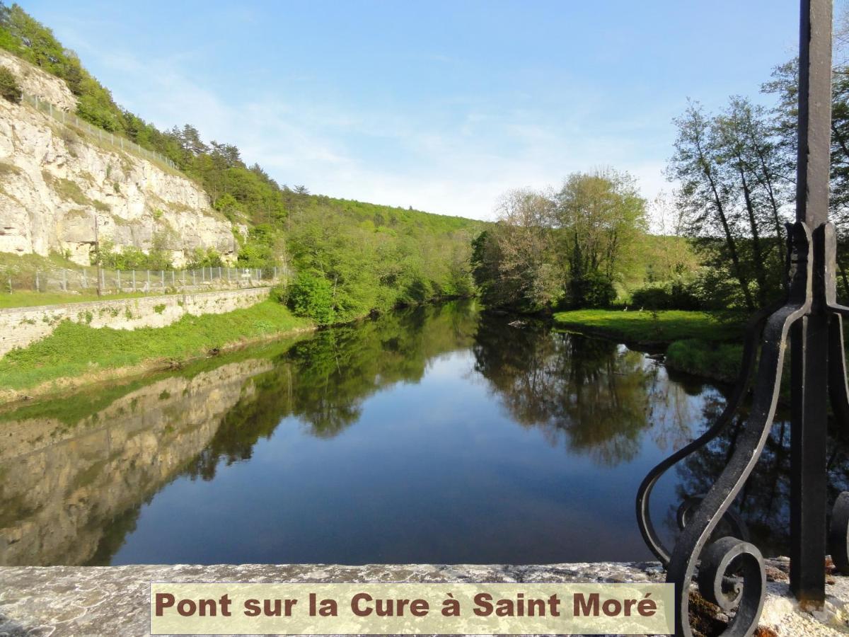 Вилла La Roche Du Moulin Saint-More Экстерьер фото